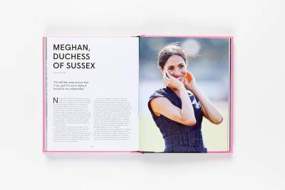 100 Women 100 Styles - 10