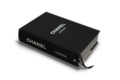 Chanel Catwalk: The Complete Collections - 2