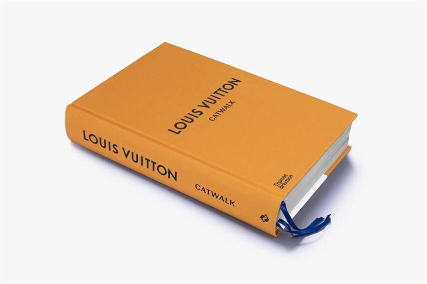 Louis Vuitton Catwalk: The Complete Fashion Collections - 2
