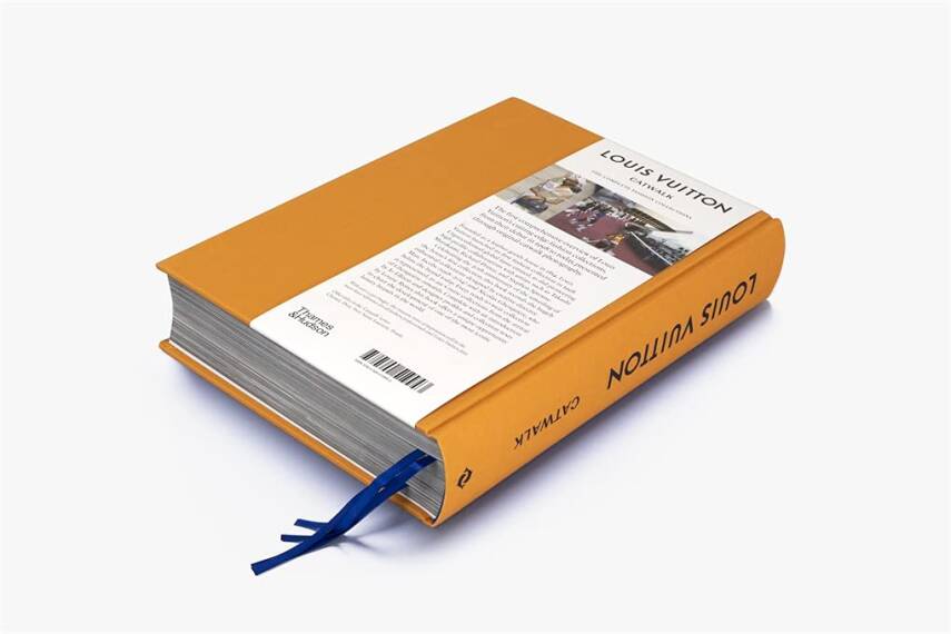 Louis Vuitton Catwalk: The Complete Fashion Collections - 4