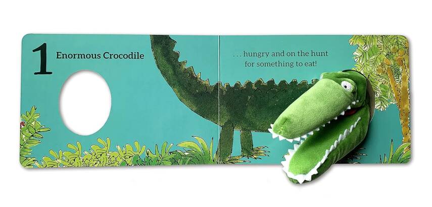 The Enormous Crocodile Finger Puppet Book - 2